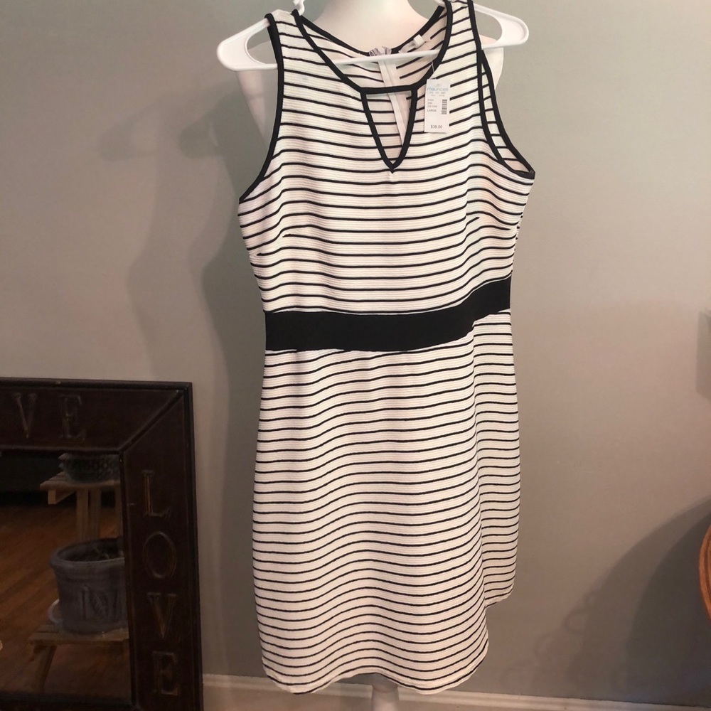 Maurices keyhole stripped sleeveless dress